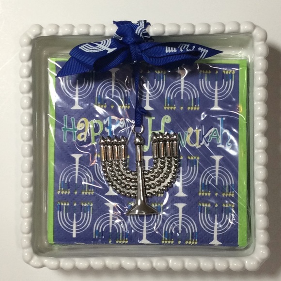 Hanukah Napkins, Ceramic Holder & Menorah Ornament - Picture 1 of 4